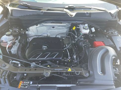 Used 2021 Chevrolet TrailBlazer ACTIV w/ Technology Package FWD image 29