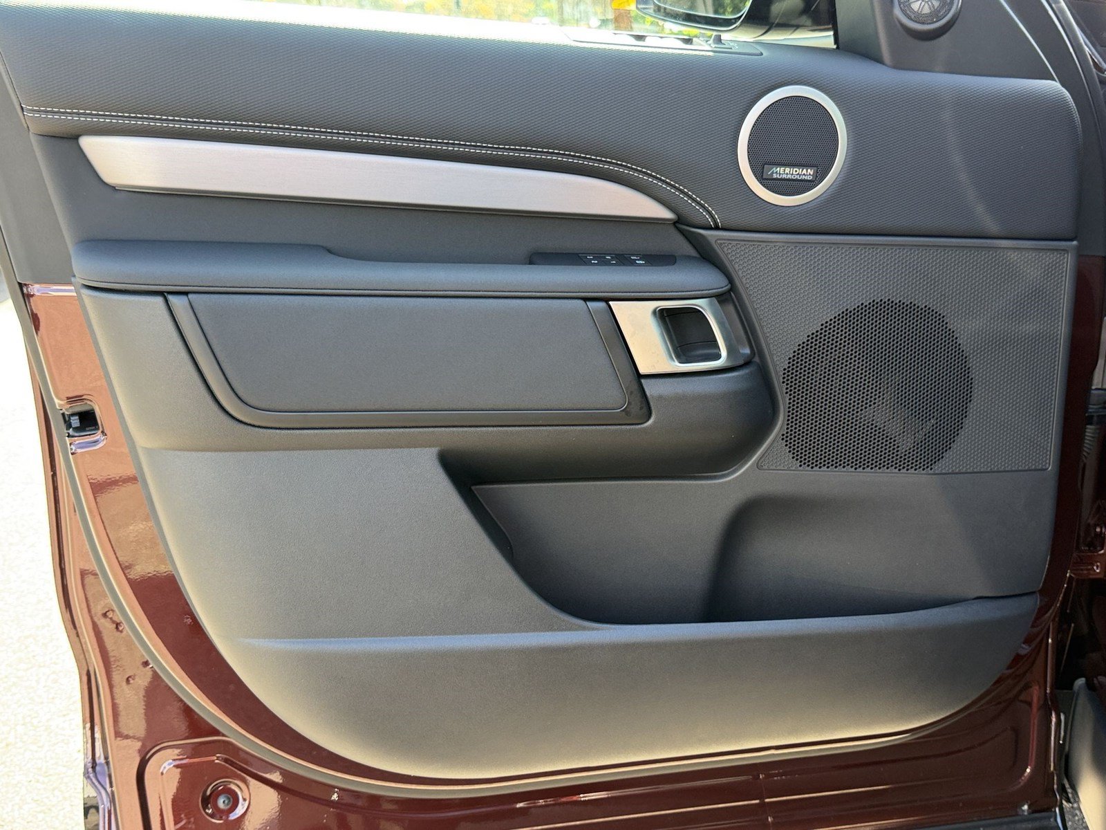 New 2026 Land Rover Discovery Limited Edition AWD/4WD image 14