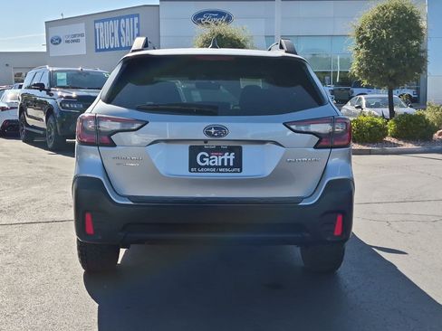 Used 2021 Subaru Outback Premium AWD/4WD image 5