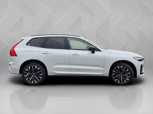 New 2026 Volvo XC60 T8 Ultra w/ Climate Package AWD/4WD image 7
