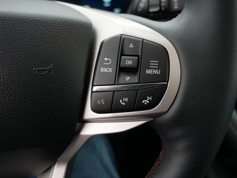 Used 2026 Ford Explorer Active w/ Active Comfort Package AWD/4WD image 29