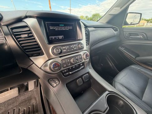 Used 2019 Chevrolet Tahoe LT image 11