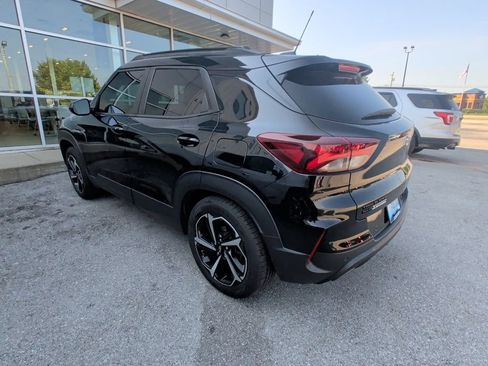 Used 2022 Chevrolet TrailBlazer RS w/ Sun and Liftgate Package AWD/4WD image 4