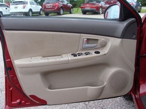 Used 2009 Kia Spectra EX image 10