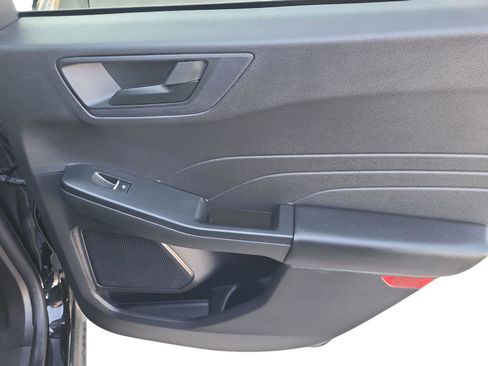 Used 2023 Ford Escape Active image 23