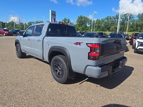 New 2026 Nissan Frontier PRO-4X AWD/4WD image 6