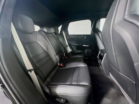 Certified 2023 Porsche Cayenne Turbo S AWD/4WD image 29