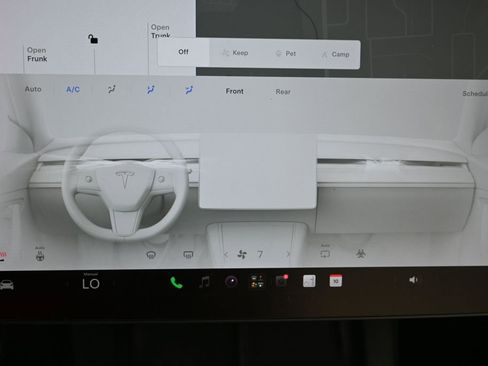 Used 2022 Tesla Model Y Long Range AWD/4WD image 34
