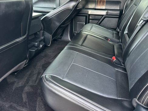 Used 2018 Ford F150 Lariat w/ Equipment Group 501A Mid AWD/4WD image 12