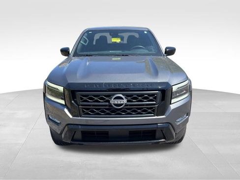 Used 2023 Nissan Frontier SV w/ Midnight Edition Package AWD/4WD image 3