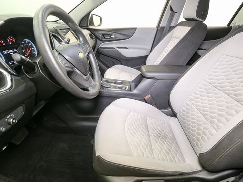 Used 2019 Chevrolet Equinox LS FWD image 40