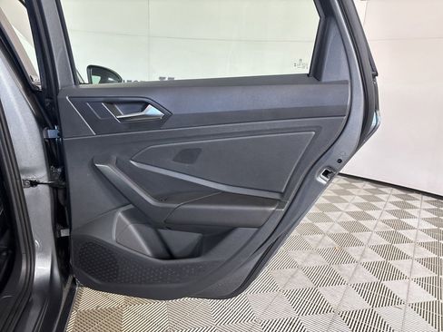Used 2025 Volkswagen Jetta Sport image 23