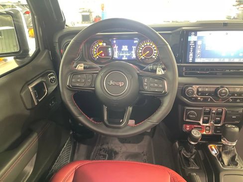 Used 2024 Jeep Wrangler Unlimited Rubicon 392 AWD/4WD image 17
