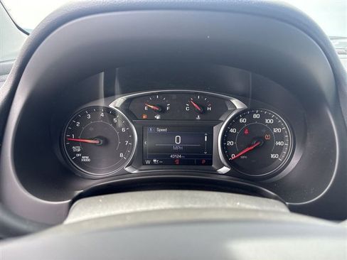 Used 2023 GMC Terrain SLE w/ Driver Convenience Package FWD image 11