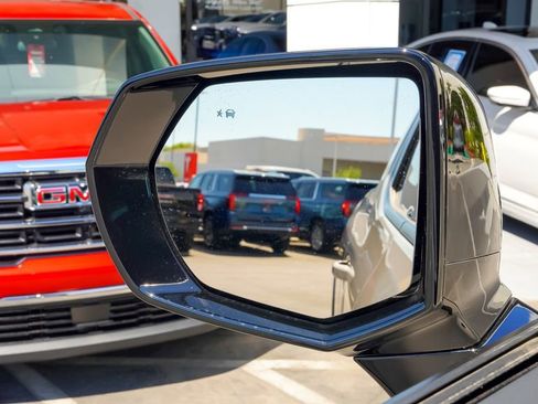 Used 2026 GMC Sierra EV Elevation image 18