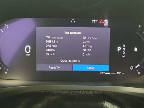 Certified 2024 Volvo S60 B5 Core image 26