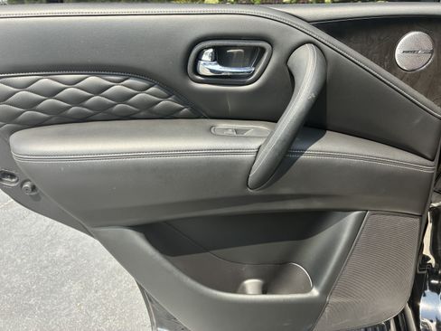 Used 2022 INFINITI QX80 Sensory w/ Cargo Package RWD image 16