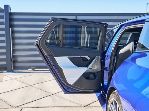 Used 2025 BMW M5 Touring image 26