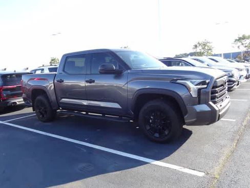 Used 2024 Toyota Tundra SR5 AWD/4WD image 4