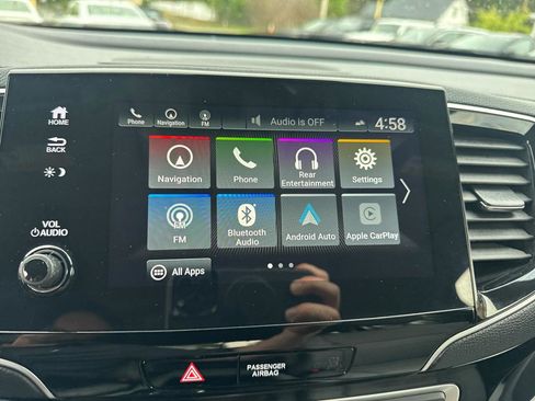 Used 2019 Honda Pilot Touring image 30