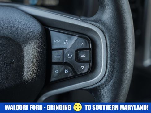 Used 2025 Ford Bronco Badlands image 32