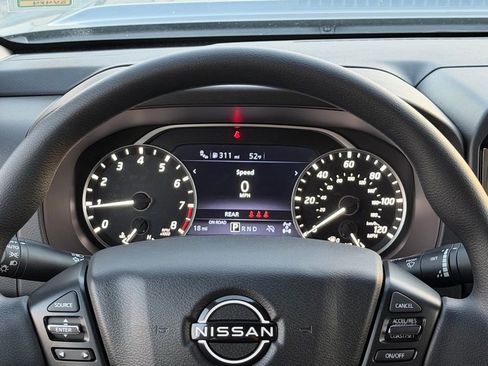 New 2026 Nissan Frontier SV w/ Tow Package AWD/4WD image 22