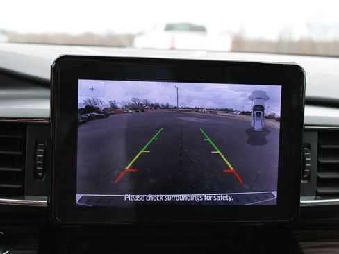 Used 2023 Ford Explorer Limited AWD/4WD image 58