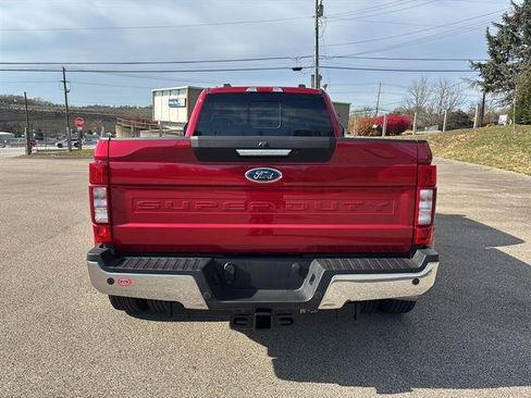 Certified 2022 Ford F350 Lariat w/ Lariat Value Package image 3