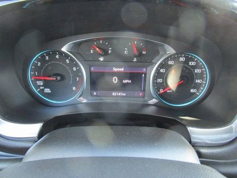 Used 2023 Chevrolet Traverse LT w/ LPO, Floor Liner Package image 36