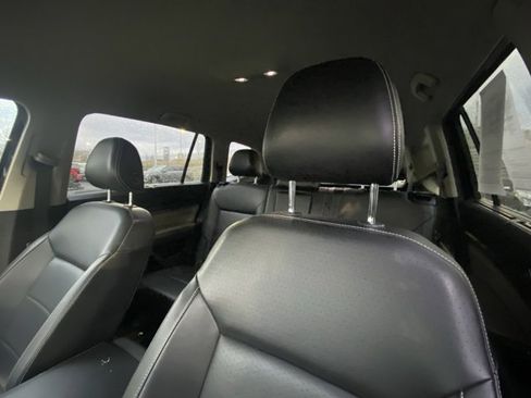 Used 2021 Volkswagen Atlas SE image 6