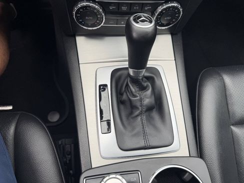 Used 2013 Mercedes-Benz C 300 4MATIC Sedan image 33
