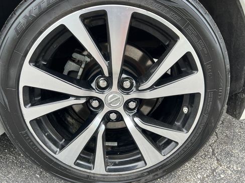 Used 2018 Nissan Maxima 3.5 S FWD image 13