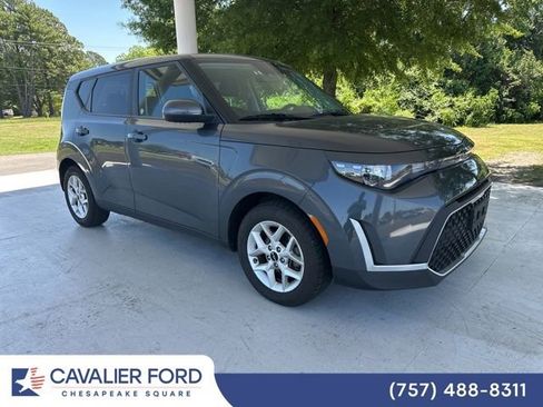 Used 2023 Kia Soul LX w/ Option Group 015 FWD image 1