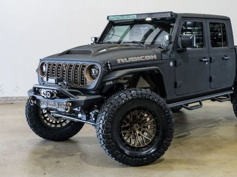 Used 2025 Jeep Gladiator Rubicon w/ Safety Group image 17