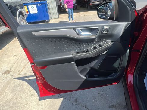 Used 2020 Ford Escape SEL AWD/4WD image 10