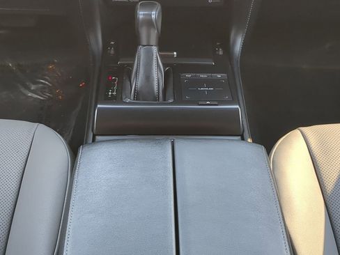 Used 2023 Lexus GX 460 image 19