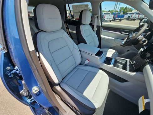 New 2026 GMC Terrain Denali AWD/4WD image 18