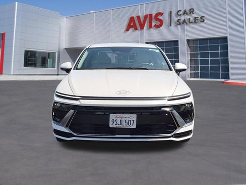 Used 2025 Hyundai Sonata SEL FWD image 2