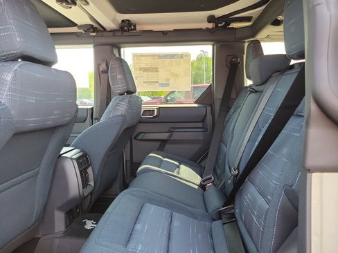 New 2026 Ford Bronco Heritage Edition AWD/4WD image 14