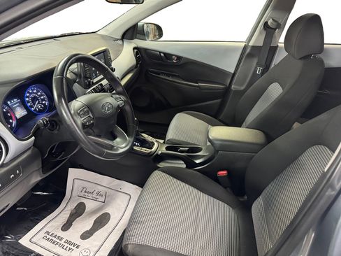 Certified 2021 Hyundai Kona SEL w/ Cargo Package image 9