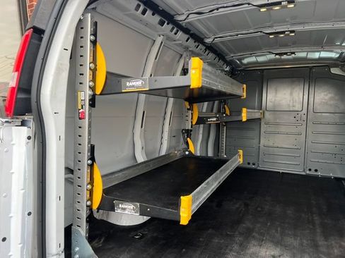 Used 2023 GMC Savana 2500 w/ Driver Convenience Package image 20