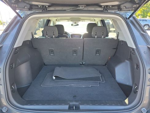 Used 2020 GMC Terrain SLE image 8