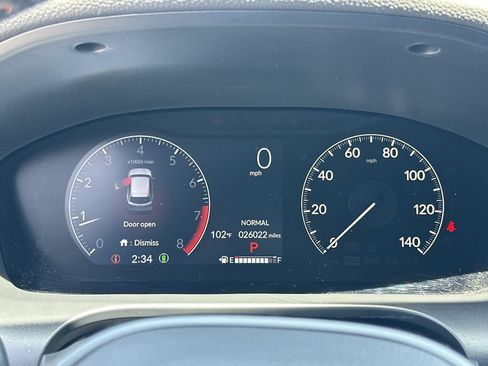 Used 2025 Honda HR-V Sport image 13