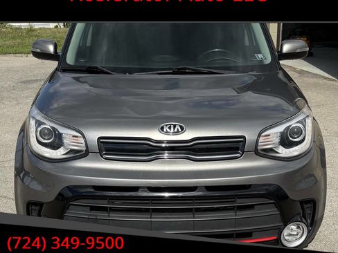 Used 2018 Kia Soul ! w/ Tech Package image 1