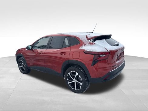 Used 2024 Chevrolet Trax RS image 3