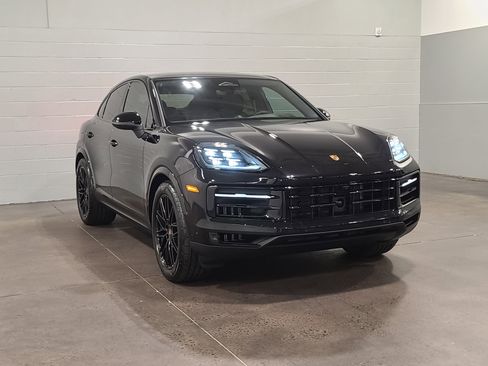 New 2026 Porsche Cayenne Coupe image 9