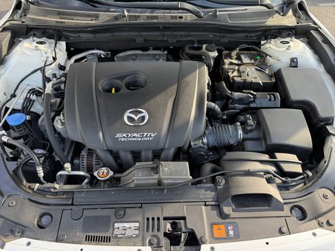 Used 2017 MAZDA MAZDA3 Touring image 20