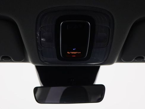Used 2025 Hyundai Kona SEL AWD/4WD image 28