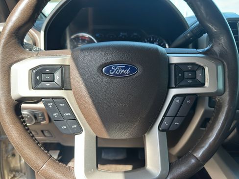 Used 2017 Ford F250 King Ranch w/ FX4 Off-Road Package AWD/4WD image 15