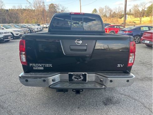 Used 2016 Nissan Frontier SV w/ SV Value Truck Package image 7